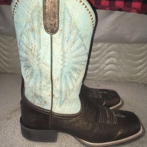 Women’s Ariat Boots 8B